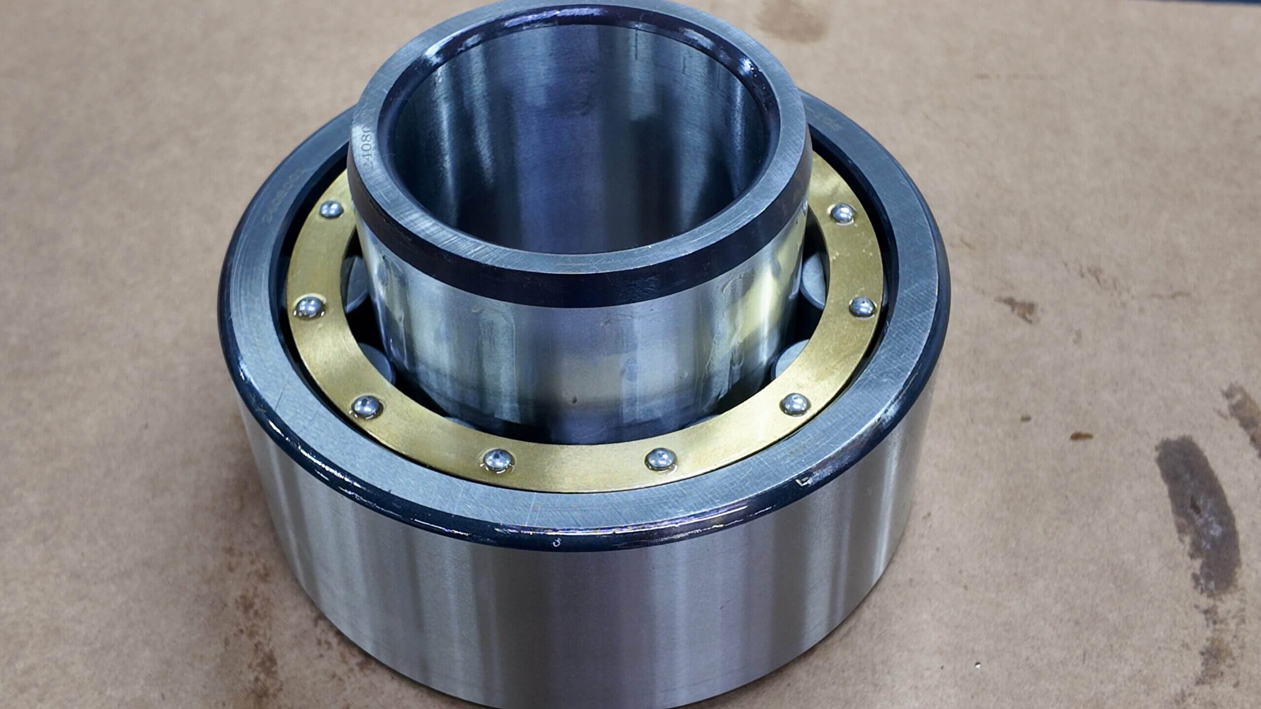 Классификация цилиндрических роликоподшипников: основные типы, конструкции и характеристики